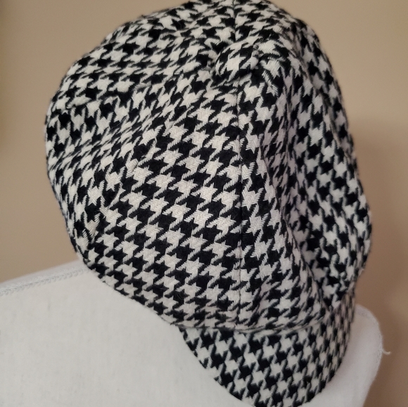 Black and white houndstooth newsboy cap fashion brim hat one size - Picture 7 of 15